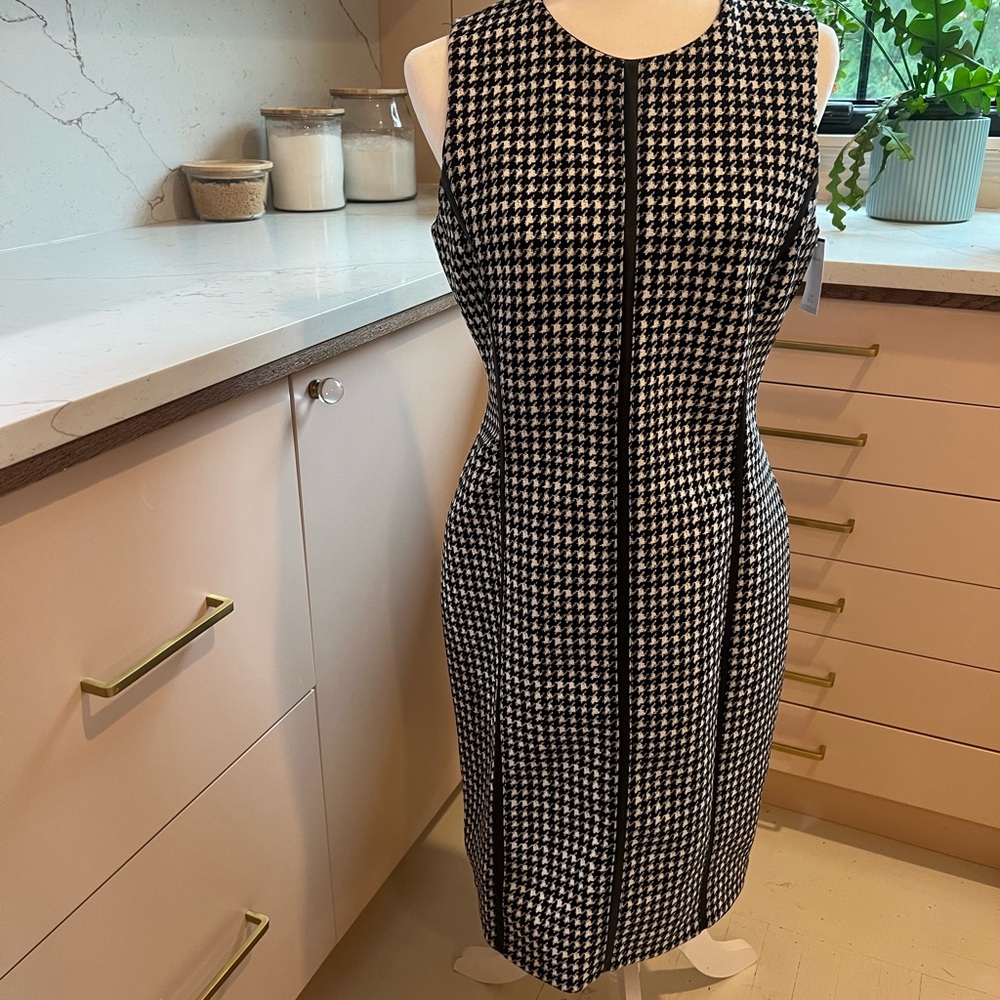 J McLaughlin Scuba Knits Houndstooth Dress